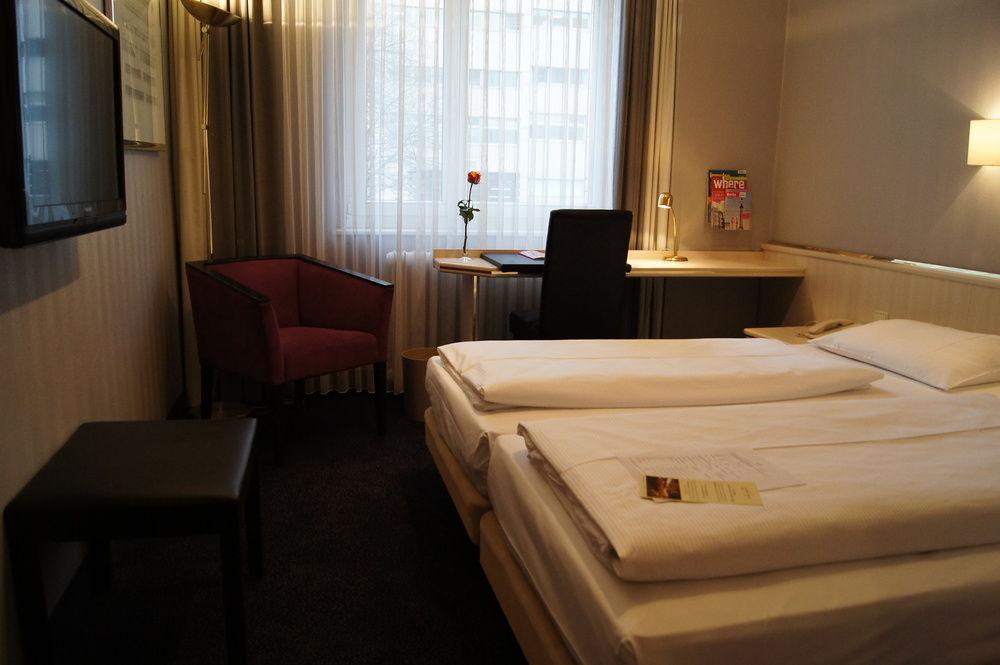 Berlin Plaza Hotel Am Kurfuerstendamm Eksteriør bilde