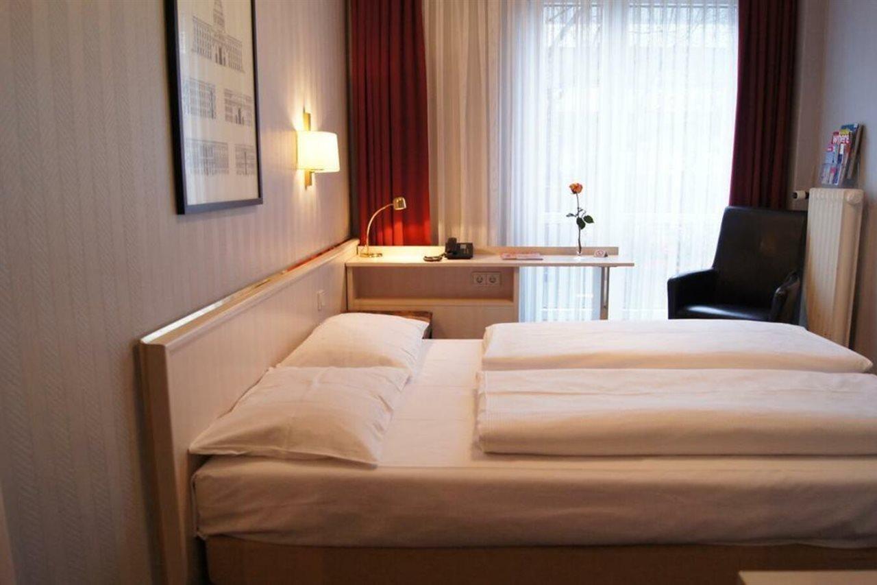 Berlin Plaza Hotel Am Kurfuerstendamm Eksteriør bilde