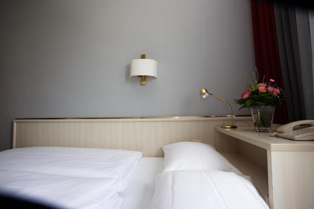 Berlin Plaza Hotel Am Kurfuerstendamm Rom bilde