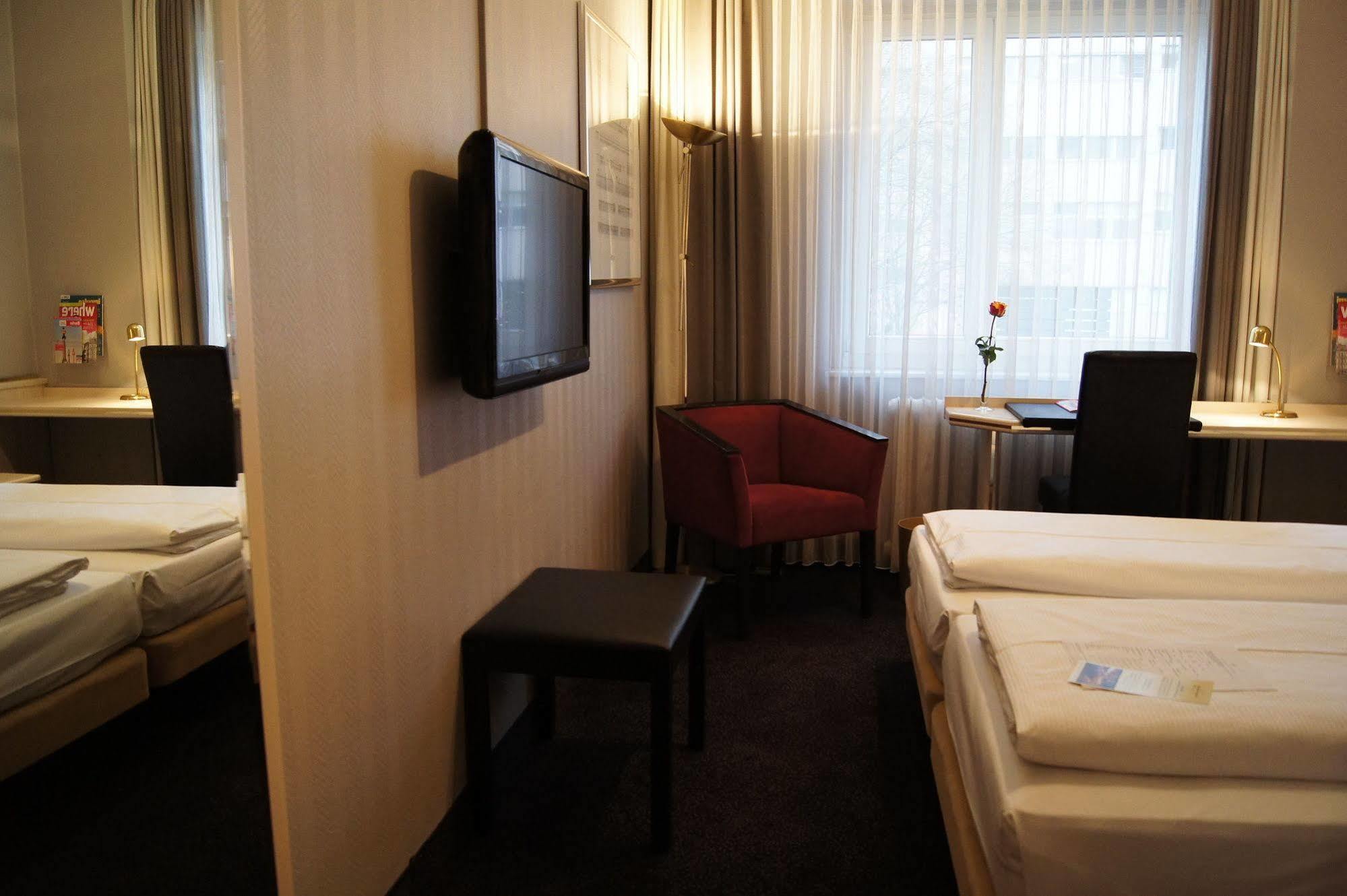 Berlin Plaza Hotel Am Kurfuerstendamm Eksteriør bilde